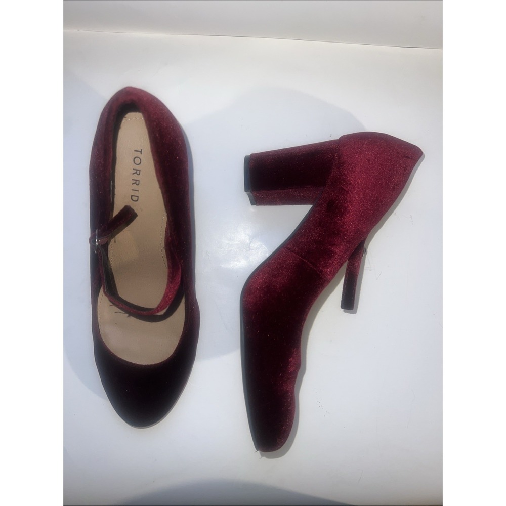 Torrid Plus Size Mary Jane Pump Burgundy Size 10WW